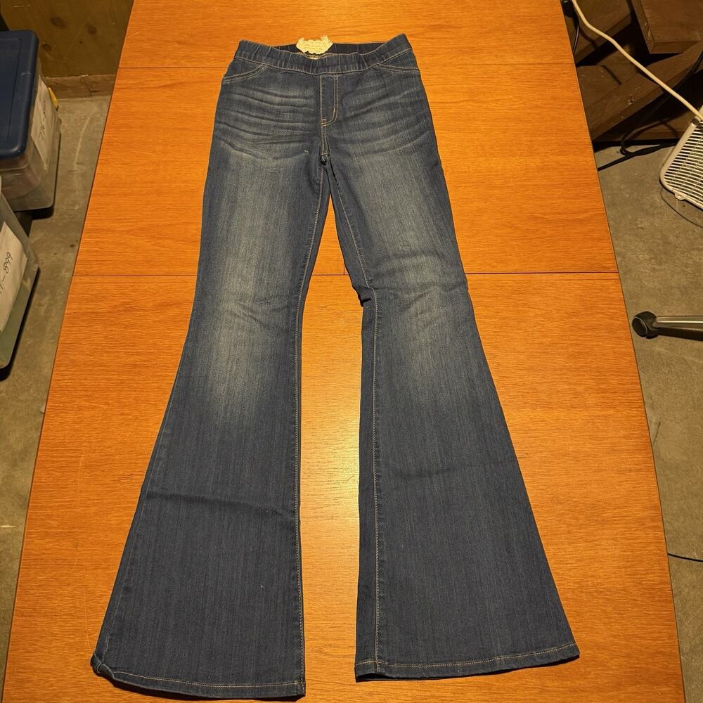 Altar'd State Flare Pull On Jeans Stretch Women’s Size S Mid Rise 26x33